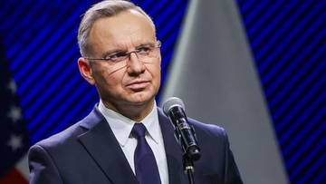 Prezydent cofa decyzję Kwaśniewskiego. Pozbawił odznaczenia "za czyn niegodny"