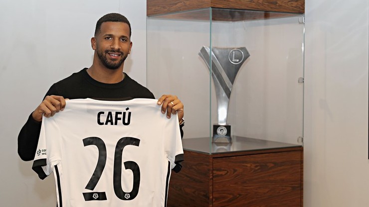 Cafu podpisał kontrakt z Legią
