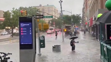 Huragan Elsa w Nowym Jorku. Powodzie błyskawiczne i zalane metro
