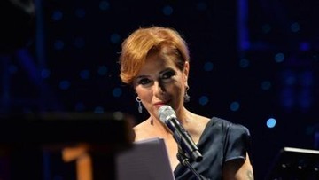 Turecki sąd uznał, że obraziła prezydenta Erdogana. Popularna piosenkarka skazana na karę więzienia