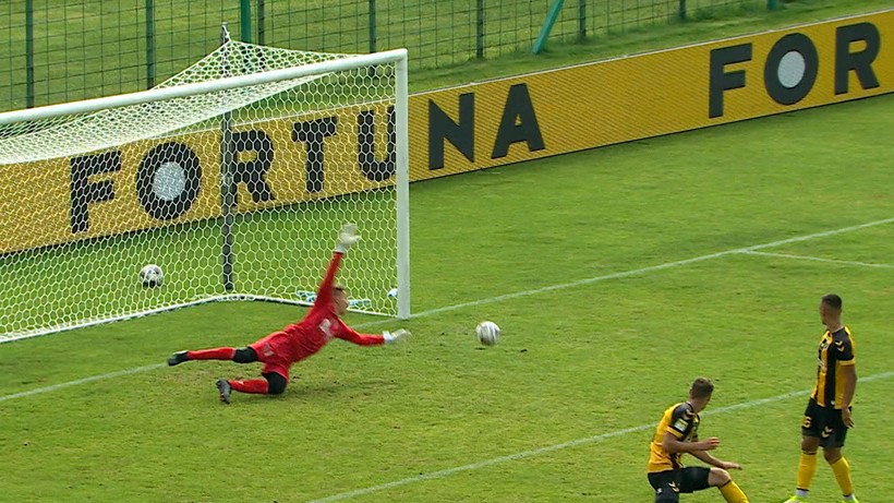 Fortuna 1 Liga: Arka Gdynia lepsza od grającego w osłabieniu GKS-u Katowice