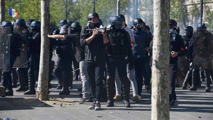 Wszczęto śledztwo w sprawie nawoływania francuskich policjantów do samobójstw