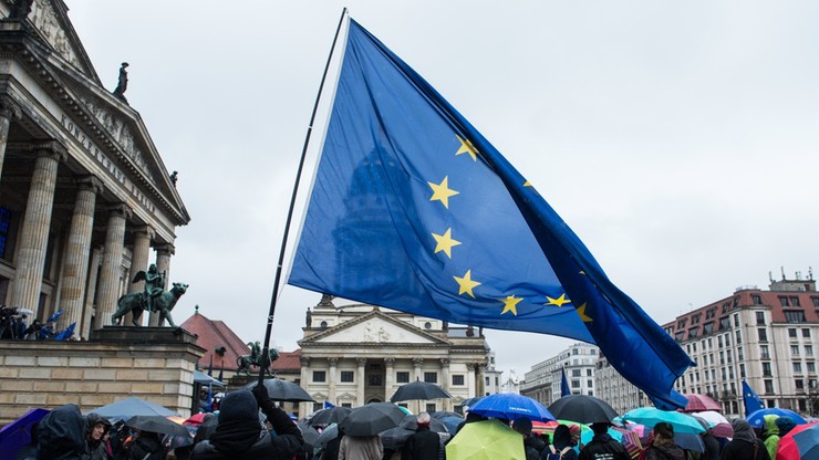 "FT": UE obawia się destabilizacji na Bałkanach