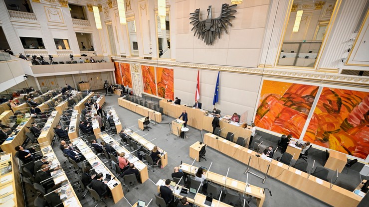 Austria. Parlament zadecydował o obowiązku szczepień przeciw Covid-19
