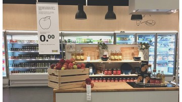 Klienci pogryźli sztuczne jabłka w IKEA Lublin. Sklep odpowiedział