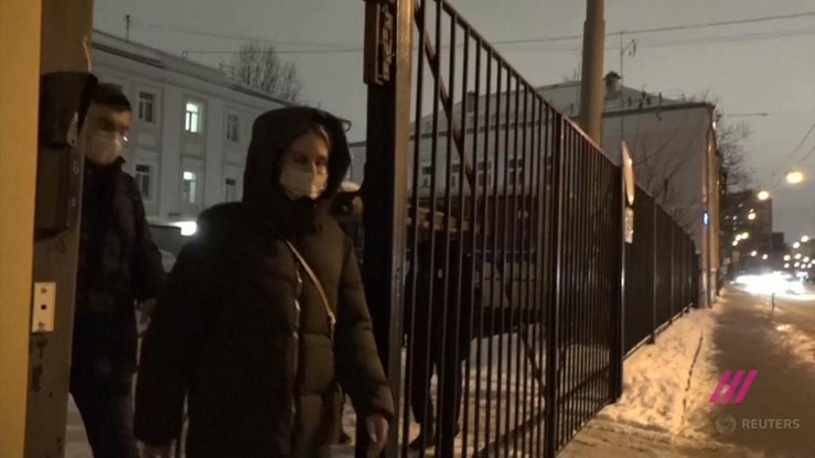 Rosja: współpracowniczka Nawalnego zwolniona po 48 godzinach aresztu