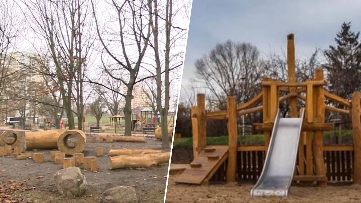 Fragmenty placu zabaw wykonane z naturalnych materiałów, takich jak drewniane kłody i elementy konstrukcyjne z pochyłą zjeżdżalnią.