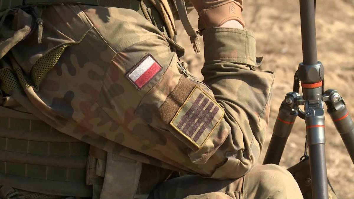 Poles are changing their minds about compulsory military service. There is simply a fresh  poll