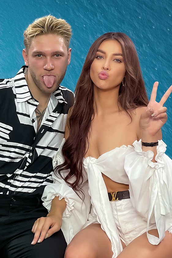 2021-09-25 Prowadzący Love Island #NEWS z wizytą w Hiszpanii - Polsat.pl