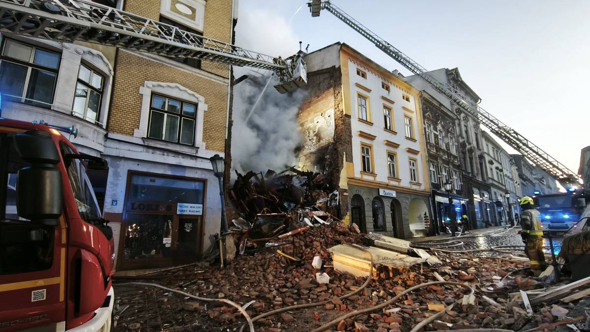 Pożar kamienicy w Cieszynie. Część budynku runęła