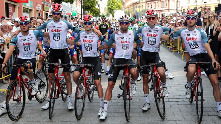 Tour de Pologne: Czwarty etap w ciszy. Kolarze uczcili pamięć zmarłego Lambrechta