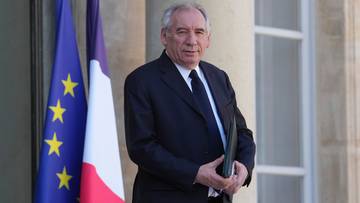 Partia Socjalistyczna nie poprze wotum zaufania. Francja może znowu stracić premiera