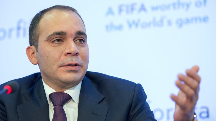 Kandydat na prezydenta FIFA chce przełożyć termin wyborów