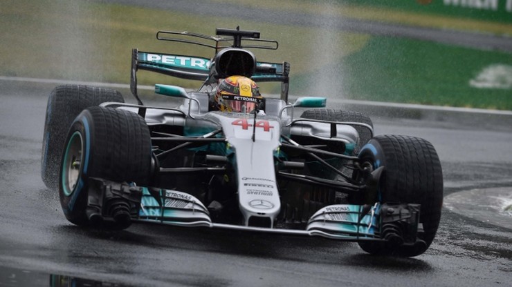 GP Włoch: Hamilton wygrał deszczowe kwalifikacje