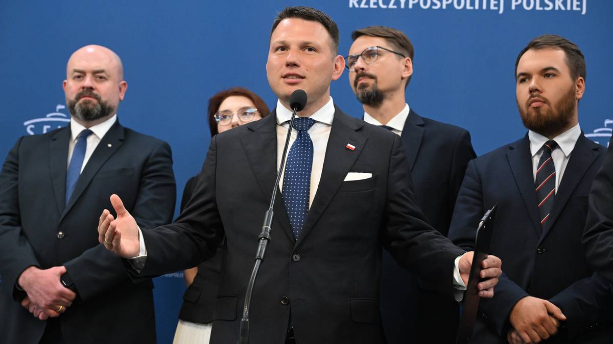 Radość w Konfederacji po rozmowie Mentzena z Nawrockim. "Wybory wygrywa się w Toruniu"