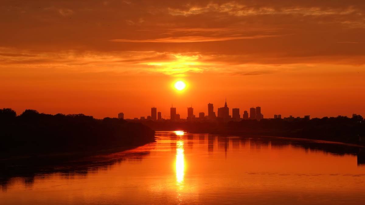 Zachód Słońca w Warszawie. Fot. TwojaPogoda.pl