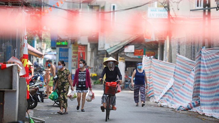 Wietnam. Studenci utknęli w Hanoi. Kończą im się pieniądze i jedzenie