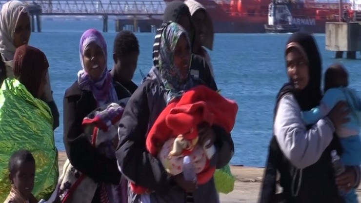 ONZ rozpoczęło ewakuację uchodźców z Libii do Włoch
