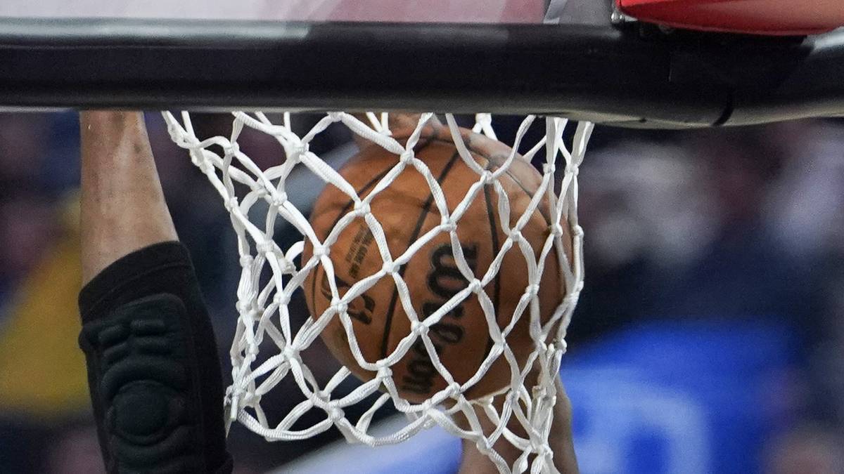 Pistons przełamali rekordową serię porażek
