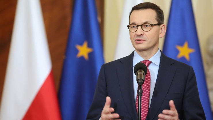 Niemal połowa Polaków pozytywnie ocenia Mateusza Morawieckiego i pracę jego rządu