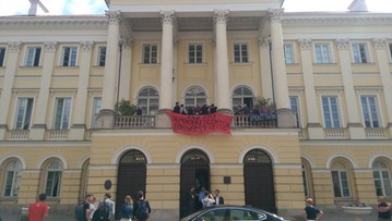Studenci okupują balkon w siedzibie rektora UW. Protest przeciwko ustawie Gowina