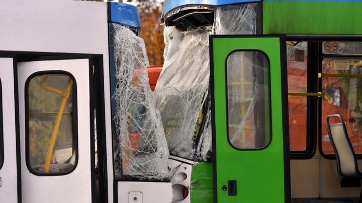 Rozpędzony tramwaj a w środku nieprzytomny motorniczy. Wypadek w Szczecinie
