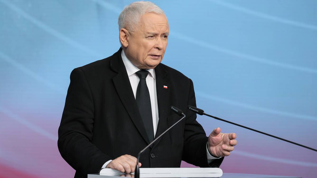 Jarosław Kaczyński nie może stawić się przed komisją. Michał Szczerba zdecydował w sprawie wniosku