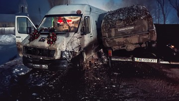 Ukraina: Mateusz Lachowski miał wypadek. W busa, którym jechał, uderzył samochód
