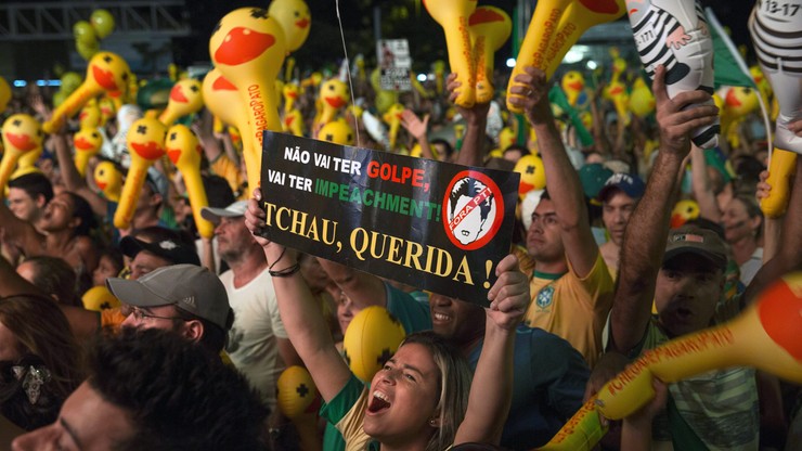 Prezydent Brazylii coraz bliżej utraty urzędu. Parlamentarzyści za impeachmentem dla Roussef