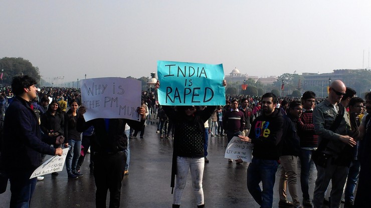 Gwałt i morderstwo 13-latki z Indii. Policja aresztowała sąsiadów