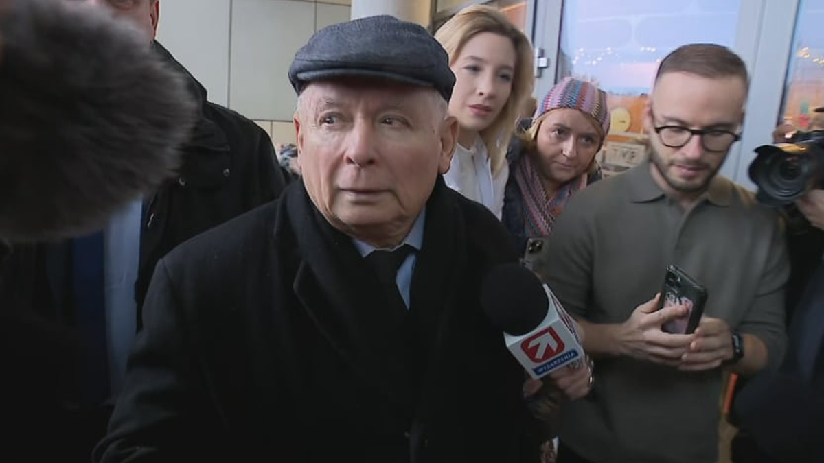 Jarosław Kaczyński w siedzibie TVP na Woronicza. Padło wulgarne słowo