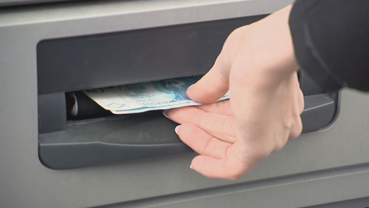 Kontrowersyjna zmiana w bankomatach Euronet! Łatwo o pomyłkę!