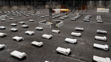 Ponad 5000 łóżek w centrum wystawienniczym w Madrycie. Dramatyczny brak miejsc w szpitalach