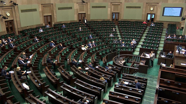 PiS złożyło projekt zmian w Regulaminie Sejmu dot. postępowania w sprawach stanów nadzwyczajnych