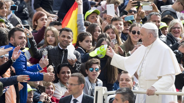Papież: ja też jako syn imigrantów mogłem być wśród odrzuconych
