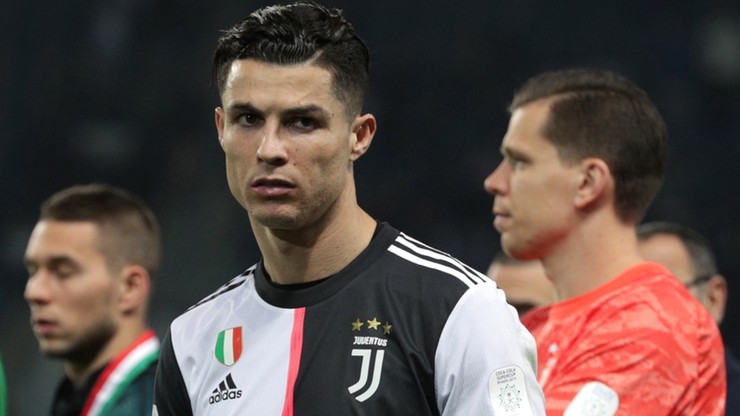 Ronaldo nie mógł ukryć złości. Zdjął medal i nie podał ręki działaczowi (WIDEO)