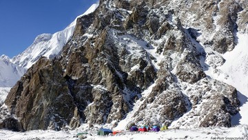Wyprawa na K2: dwa zespoły na górze i dwa dni dobrej pogody