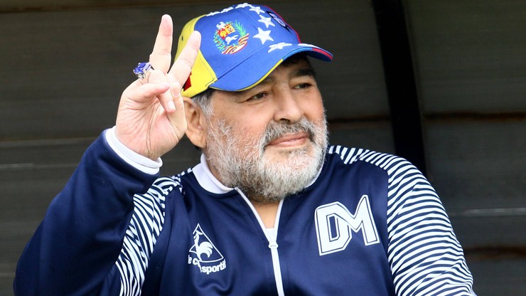 Maradona zmienił zdanie i pozostanie na stanowisku trenera