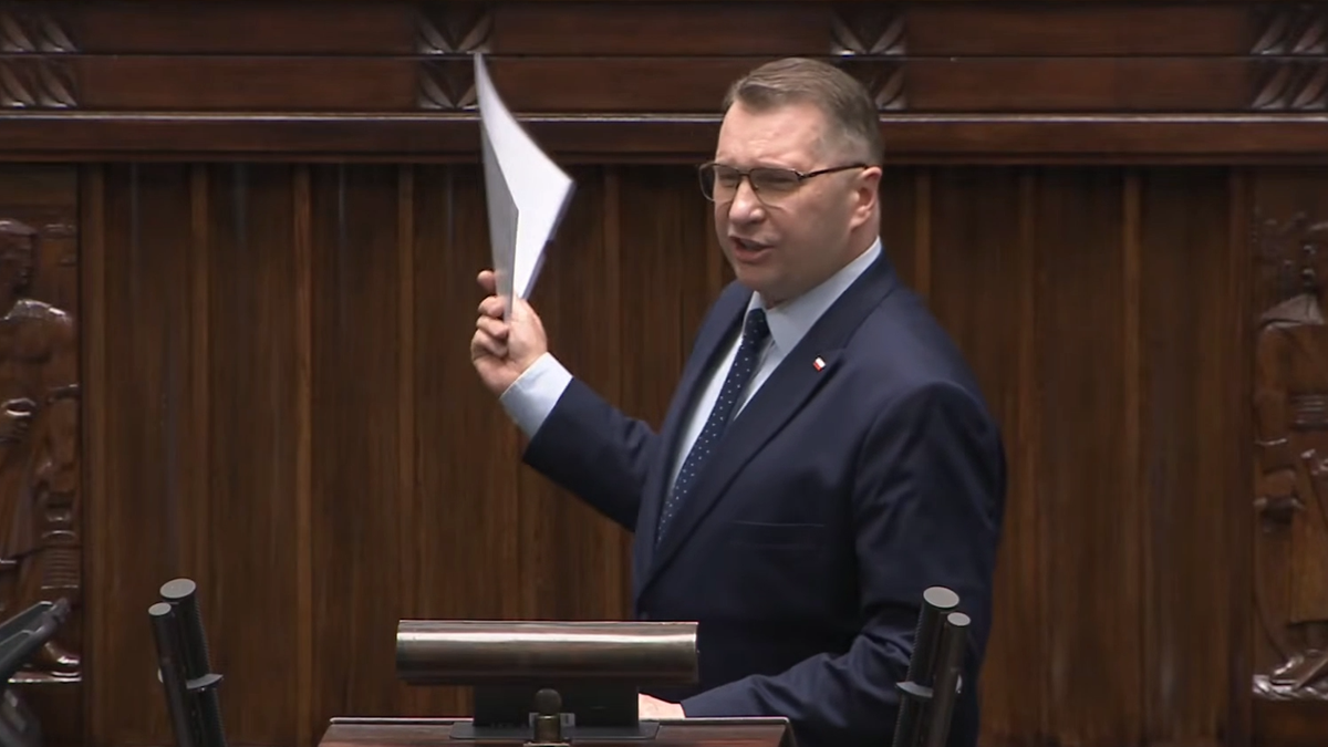 "Przestańcie być popychadłami", "Herr Czarnek". Krzyki w Sejmie