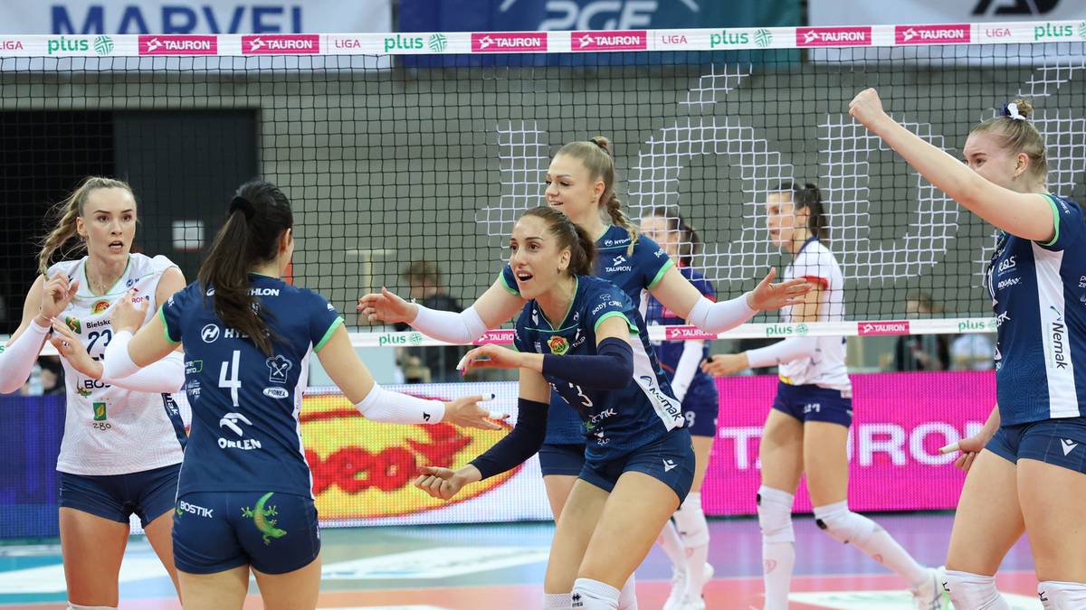 Siatkarki ŁKS Commercecom Ł&oacute;dź i BKS BOSTIK ZGO Bielsko-Biała podczas meczu Tauron Ligi.