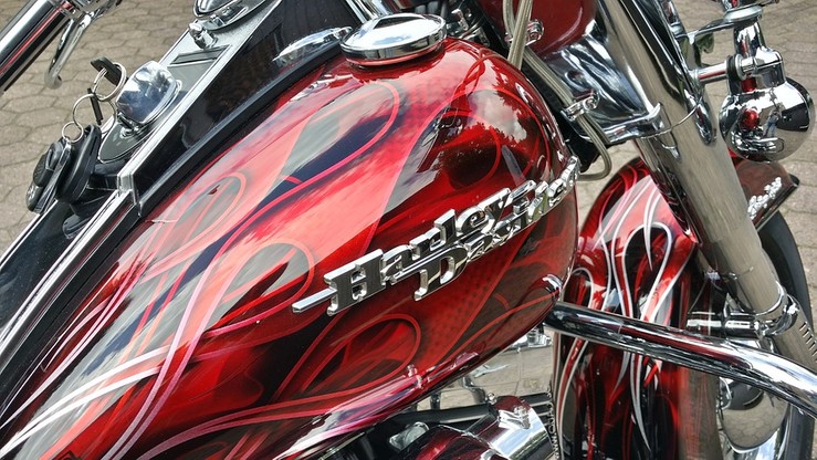 Harley-Davidson przenosi część produkcji motocykli poza USA. Trump krytykuje decyzję firmy