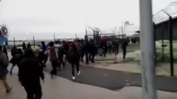 Kryzys imigrancki: Calais prosi o pomoc wojskową "zanim dojdzie do tragedii"