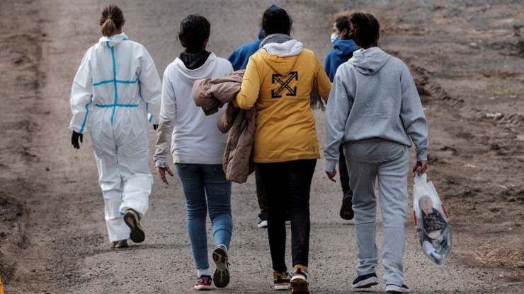 6 tys. euro za dostanie się do Europy. Włoska policja rozbiła gang przemytników imigrantów