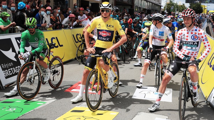 Tour de France: Protest kolarzy po rozpoczęciu czwartego etapu
