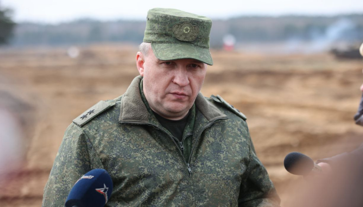 Białoruś: Minister obrony reaguje na słowa Morawieckiego. "Agresywna postawa"