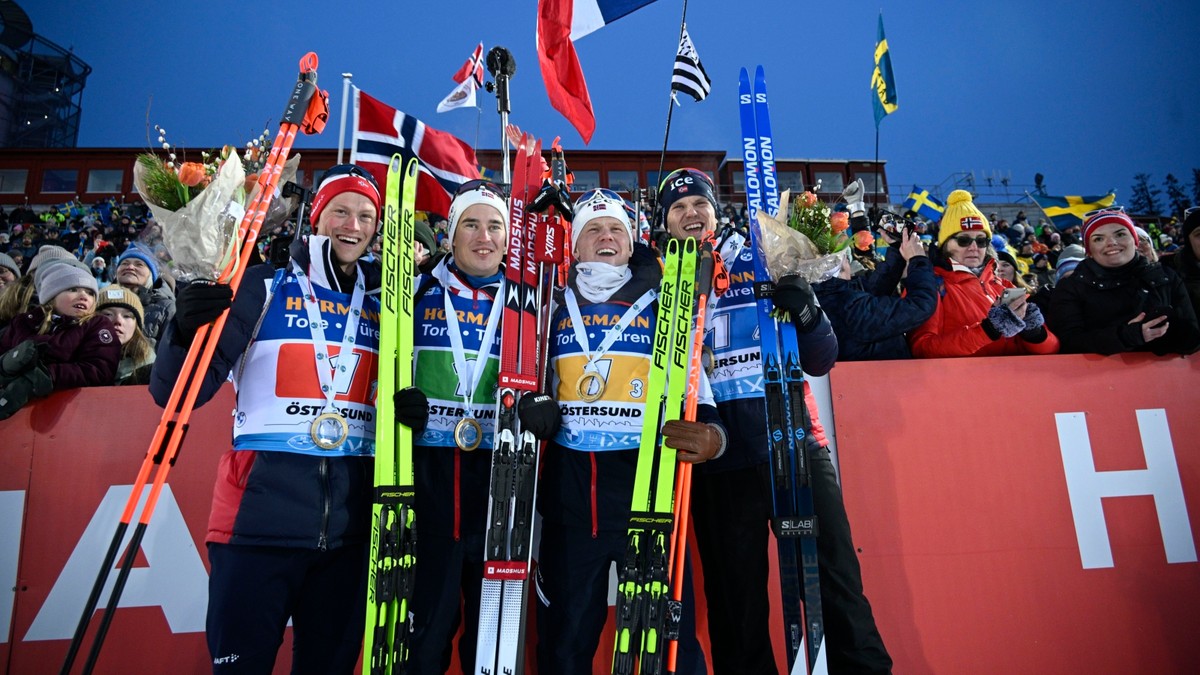 PŚ w biathlonie: Triumf Norwegów w sztafecie i klasyfikacji generalnej. Polacy zdublowani