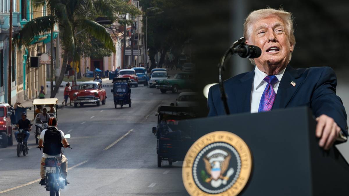 Donald Trump przemawia przy m&oacute;wnicy z godłem USA.