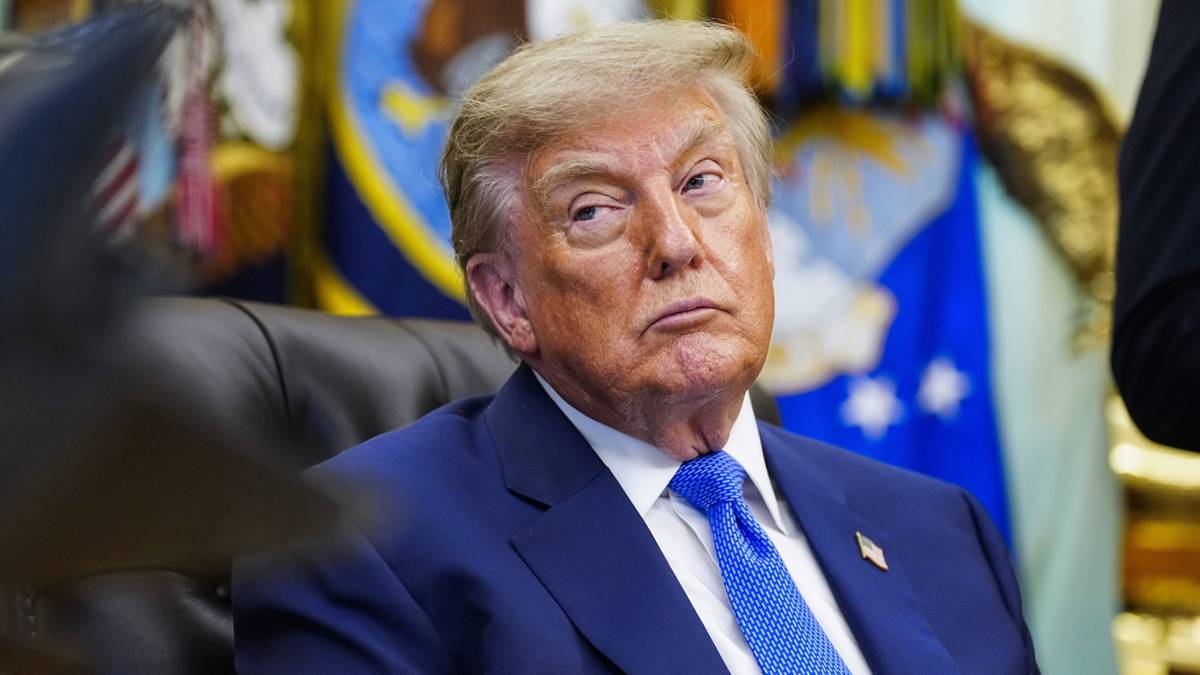 "Skorumpowany i niekonstytucyjny" mechanizm. Donald Trump pozwany