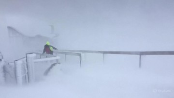 Śnieżyce w Tasmanii. Osiem osób utknęło na szczycie góry 