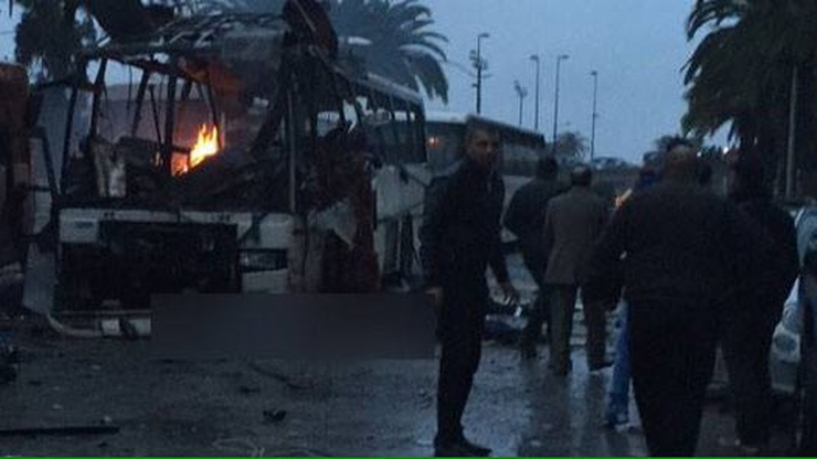 Zamach na gwardię prezydencką w Tunisie. Nie żyje co najmniej 12 osób